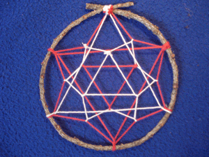 Dreamcatcher étoile : union blanc et rouge